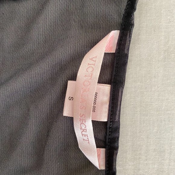 Victoria's Secret Lace Lined V-Neck Sheer Tee, Small - Picture 2 of 8
